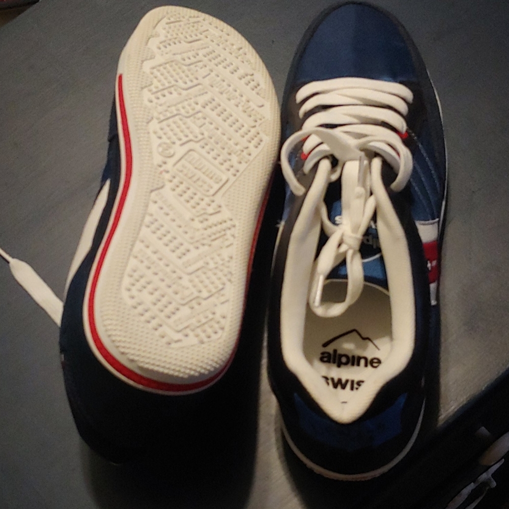 Brand new Alpine Swiss shoes size 15